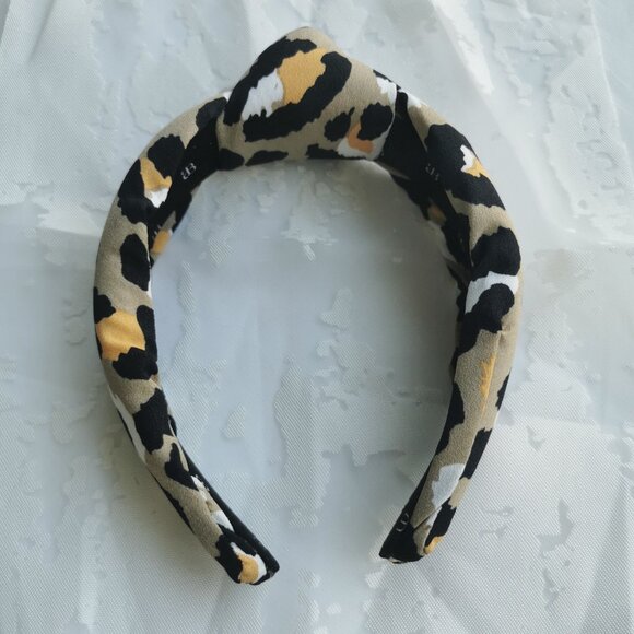 Alicia Bonnie On The Prowl Leopard Knotted Headband NEW - Picture 5 of 5
